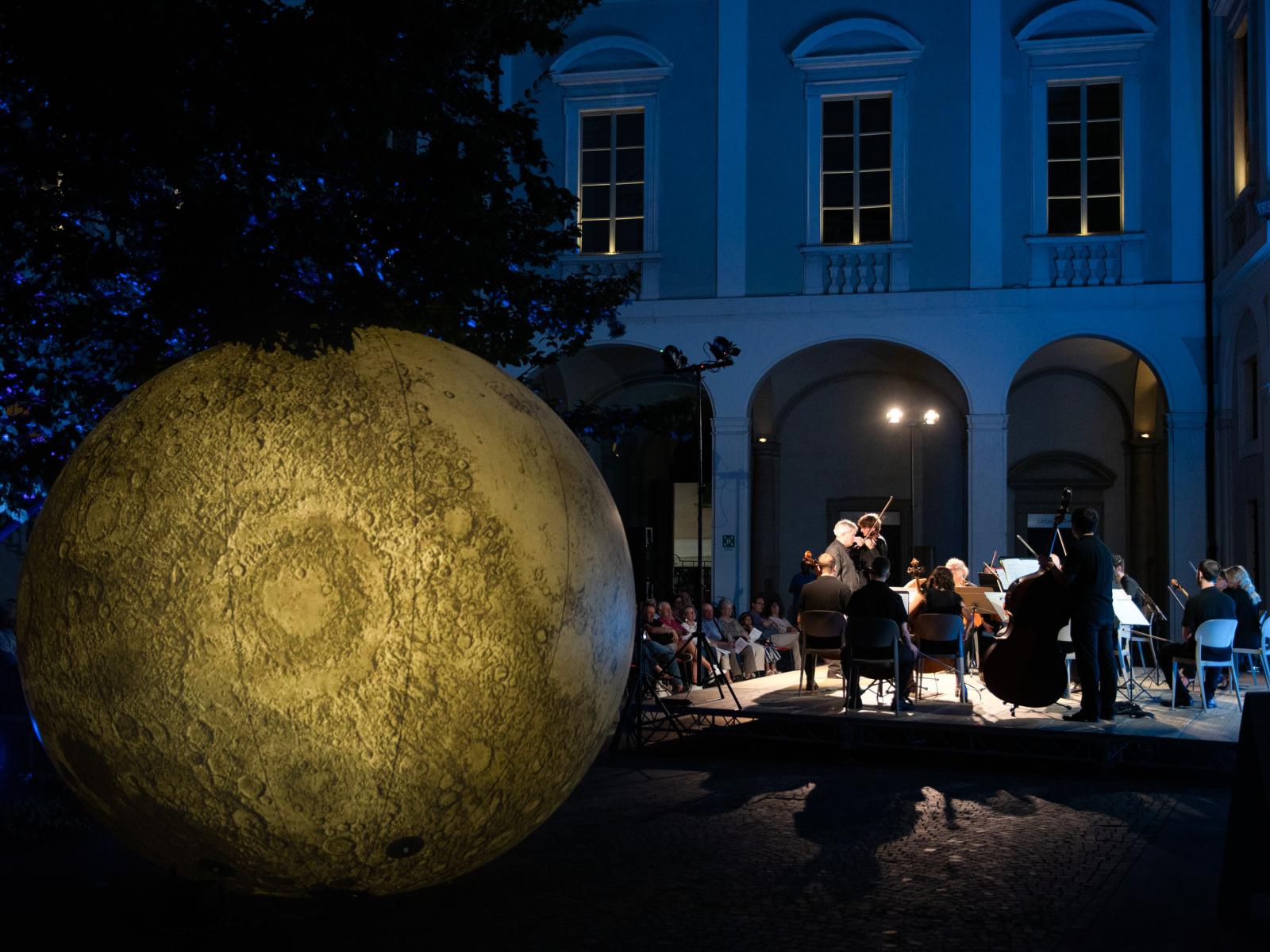 Sess*, Drog* e Wolferl Mozart — Musica a Brescia, MO.CA – Centro per le Nuove Culture - Sale Neoclassich