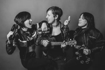 Le ragazze da Copertina dal vivo New Fashion Bar & Bistro