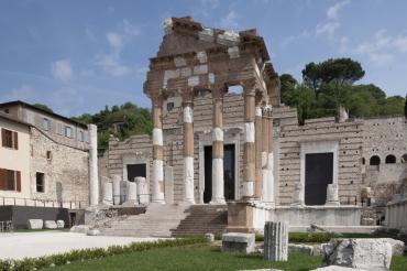 Passeggiando tra i capolavori | Visite guidate a partenza fissa a Brixia. Parco archeologico di Brescia romana