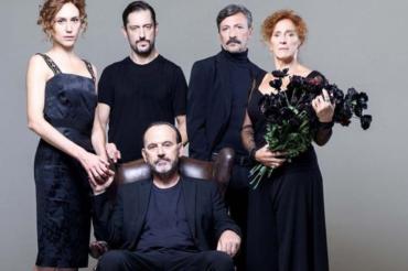 Il lutto si addice ad Elettra Il lutto si addice ad Elettra